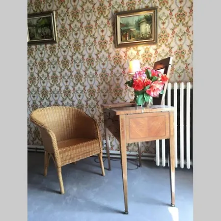 Maison De Ville Avec Jardin Au Coeur De Jarnac Jarnac
